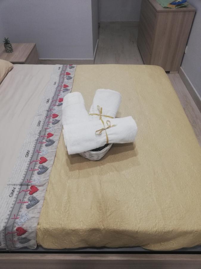 Nanni Bed & Breakfast เนเปิลส์ ภายนอก รูปภาพ